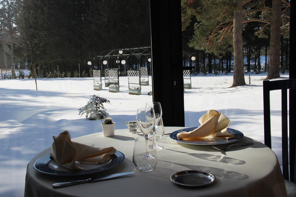 Hotel Restaurant Logis La Meridienne Anglards de Saint Flour Экстерьер фото