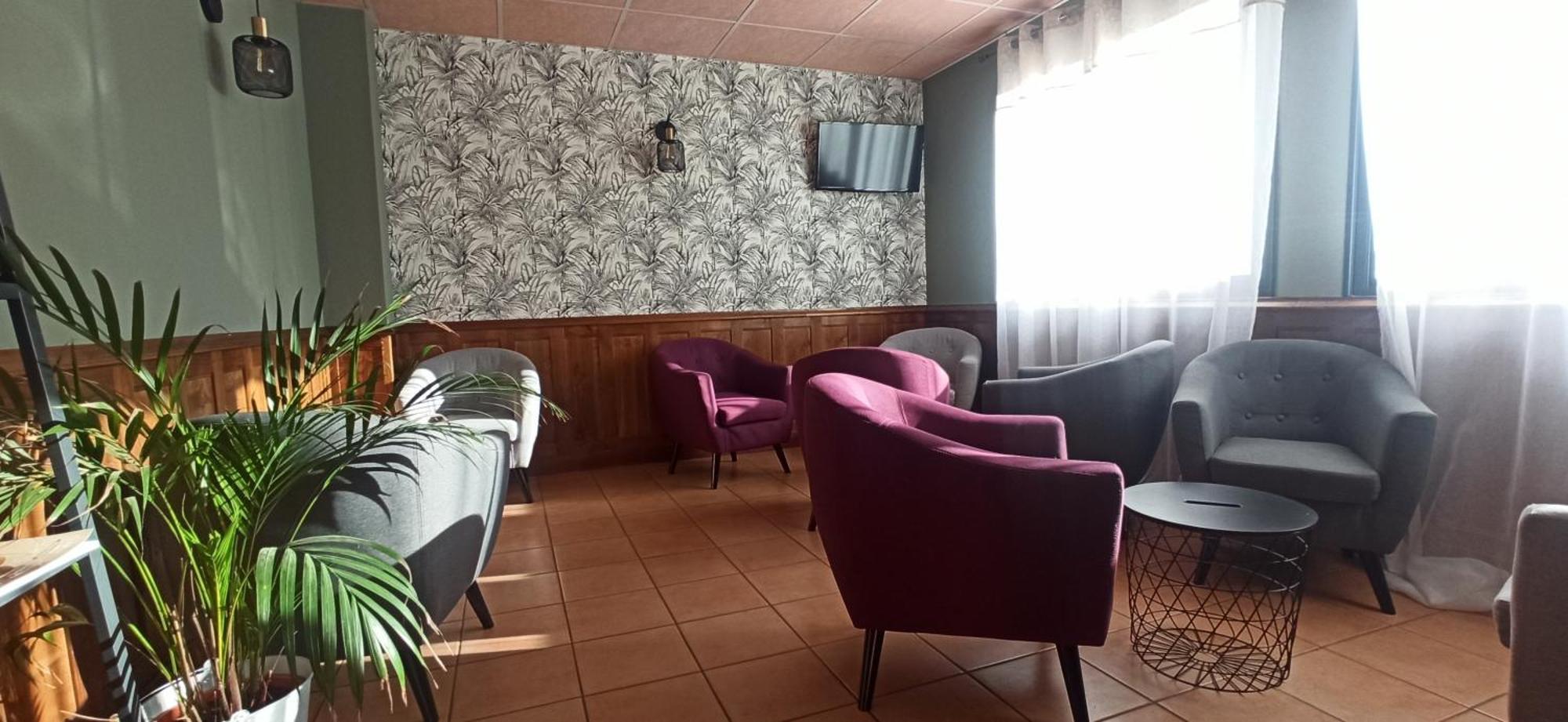 Hotel Restaurant Logis La Meridienne Anglards de Saint Flour Экстерьер фото