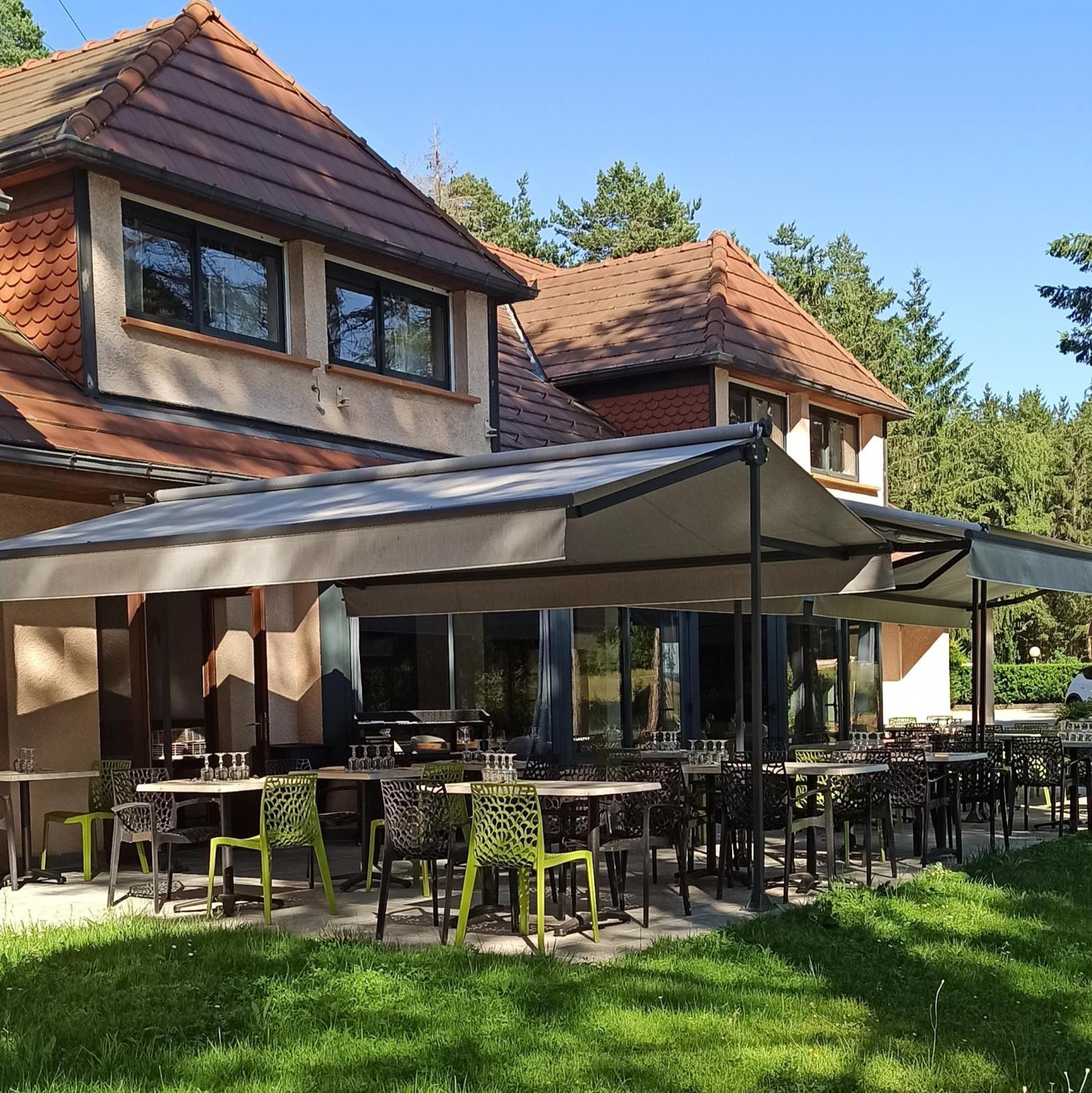 Hotel Restaurant Logis La Meridienne Anglards de Saint Flour Экстерьер фото