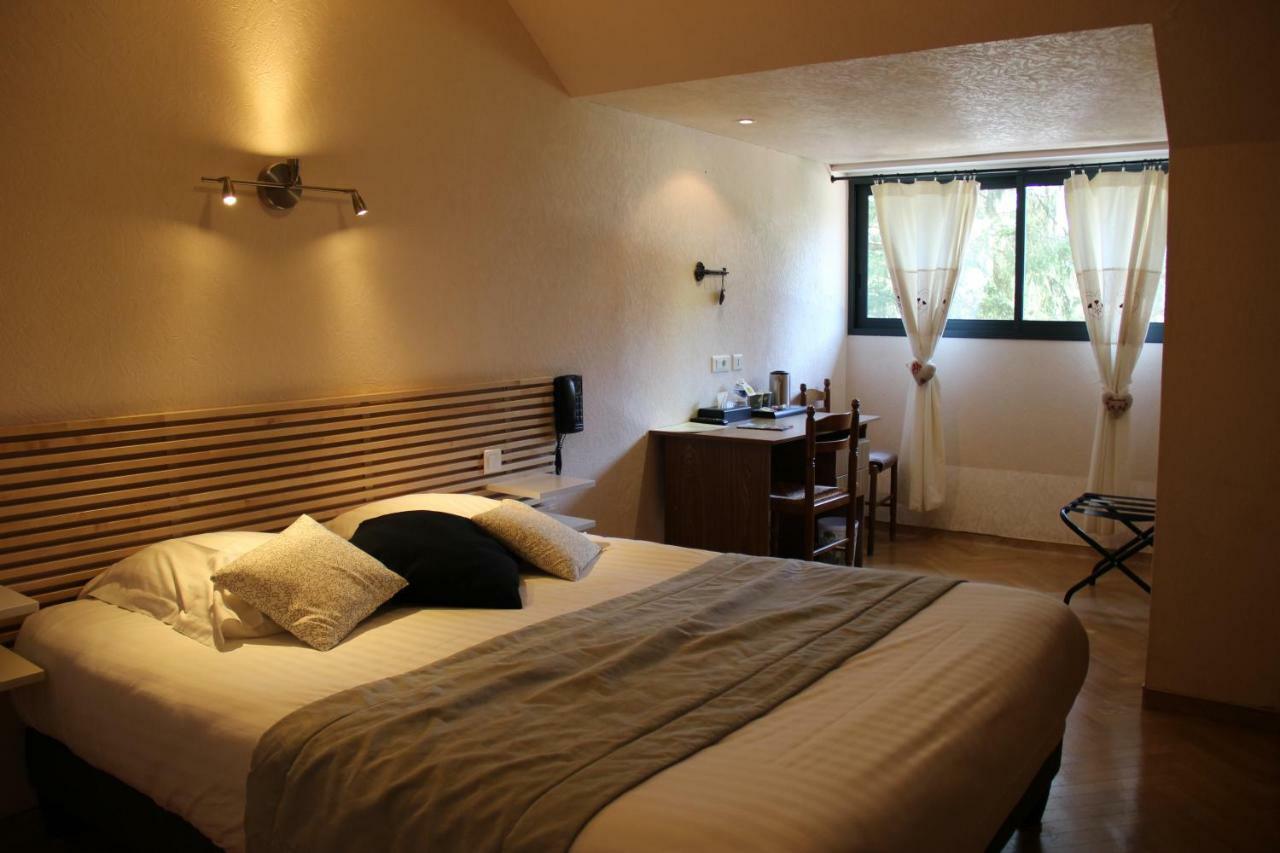 Hotel Restaurant Logis La Meridienne Anglards de Saint Flour Экстерьер фото